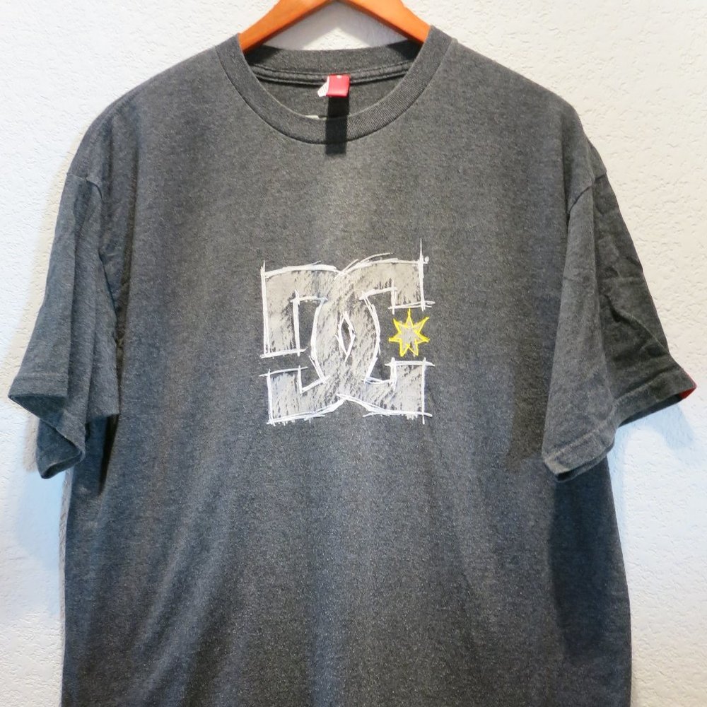 DC Vintage Skate T-Shirt, Large, Charcoal Gray
